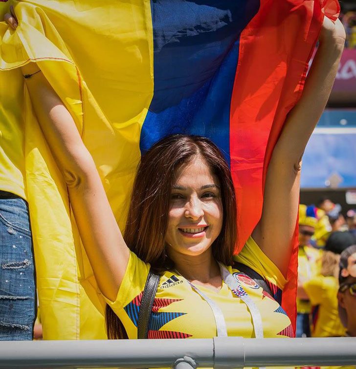 45 Beautiful Soccer Fans That Took Our Attention From The Field To The ...